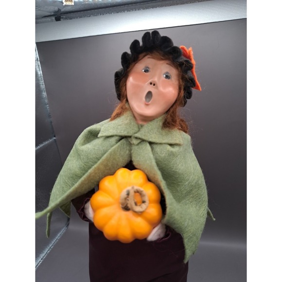 BYERS' CHOICE LTD.2011 WITCH WITH PUMPKIN Satin Dress Black Hat Artist Signed - Picture 5 of 15